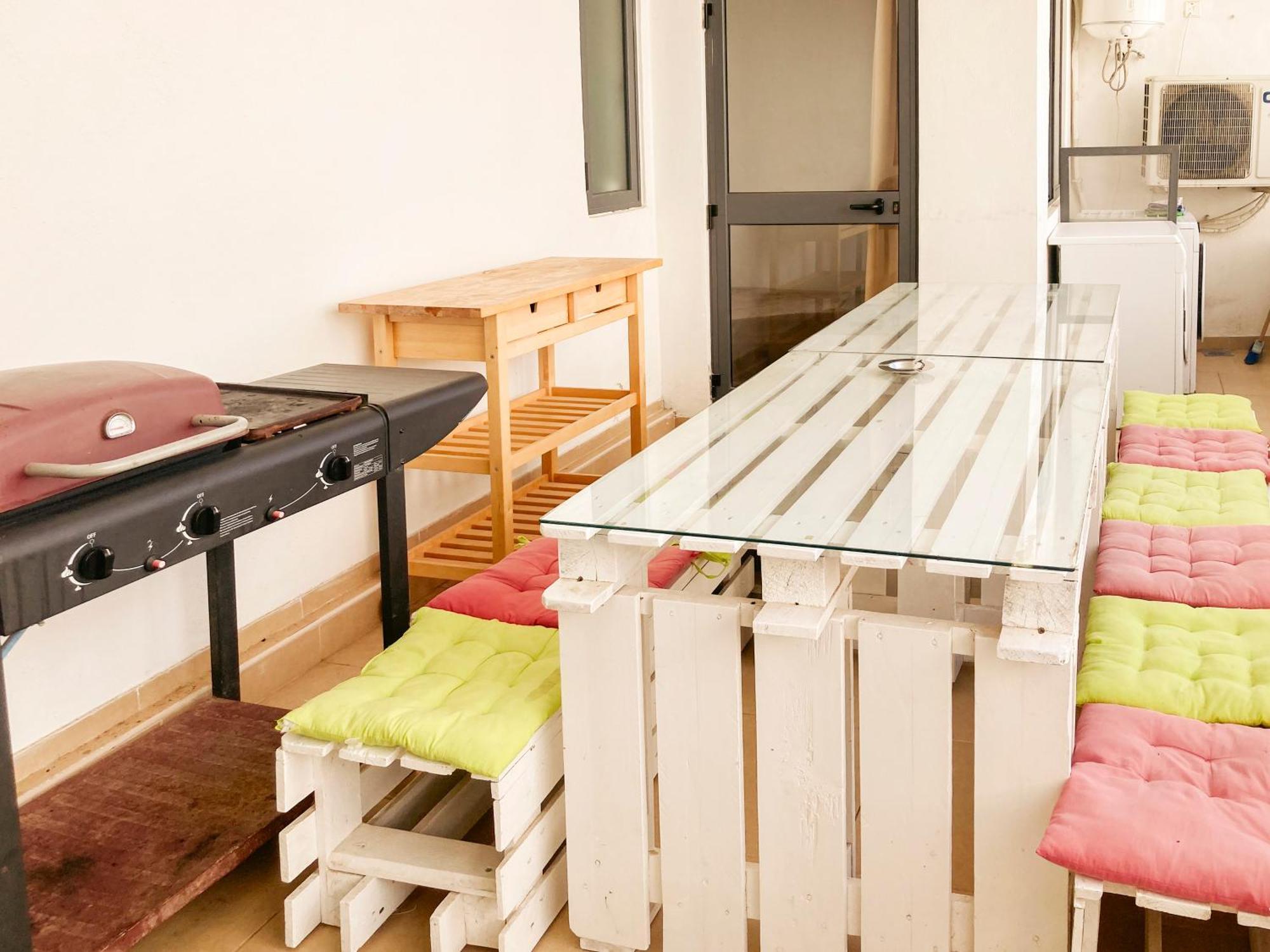 Xl Central Home - Sleeps 10 People Pietà Extérieur photo